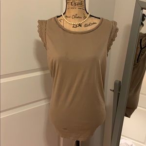 Loft tan X large sleeveless shirt